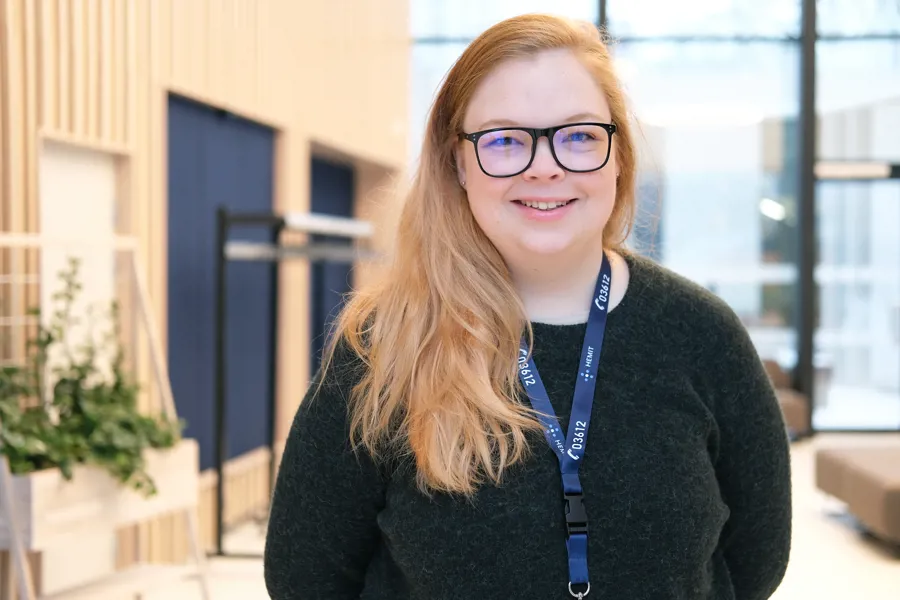 Kristin Halvorsdatter Hagen (33) beskriver seg selv som «nerd». Hun har alltid likt gaming, koding og musikk, og flyttet fra Hamar til Trondheim for ti år siden for å studere IT.